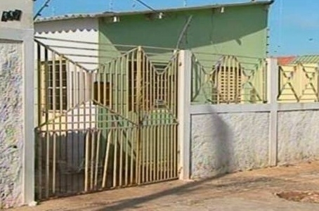 Casa em que jovem foi morta pelo namorado em Campo Grande