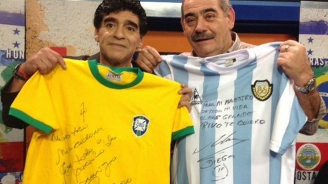 Maradona e Rivelino no programa De Zurda