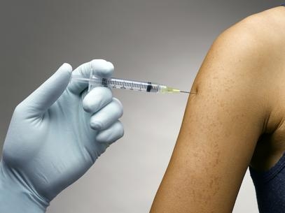 HPV: vacina ajuda a prevenir a transmisso do vrus causador do cncer do colo do tero