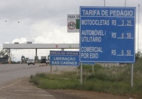 MT-130, nica rodovia entregue  iniciativa privada est cheia de buracos e no dispe dos servios prometidos em 2011