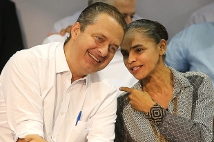 Campos e Marina em encontro com militantes em Goinia