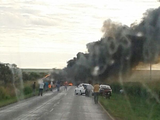 Dois motoristas morreram aps acidente na BR-070 em Mato Grosso.