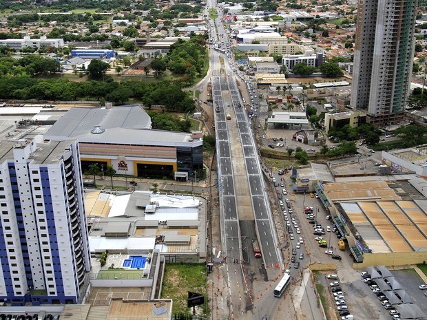 Viaduto da UFMT em Cuiab